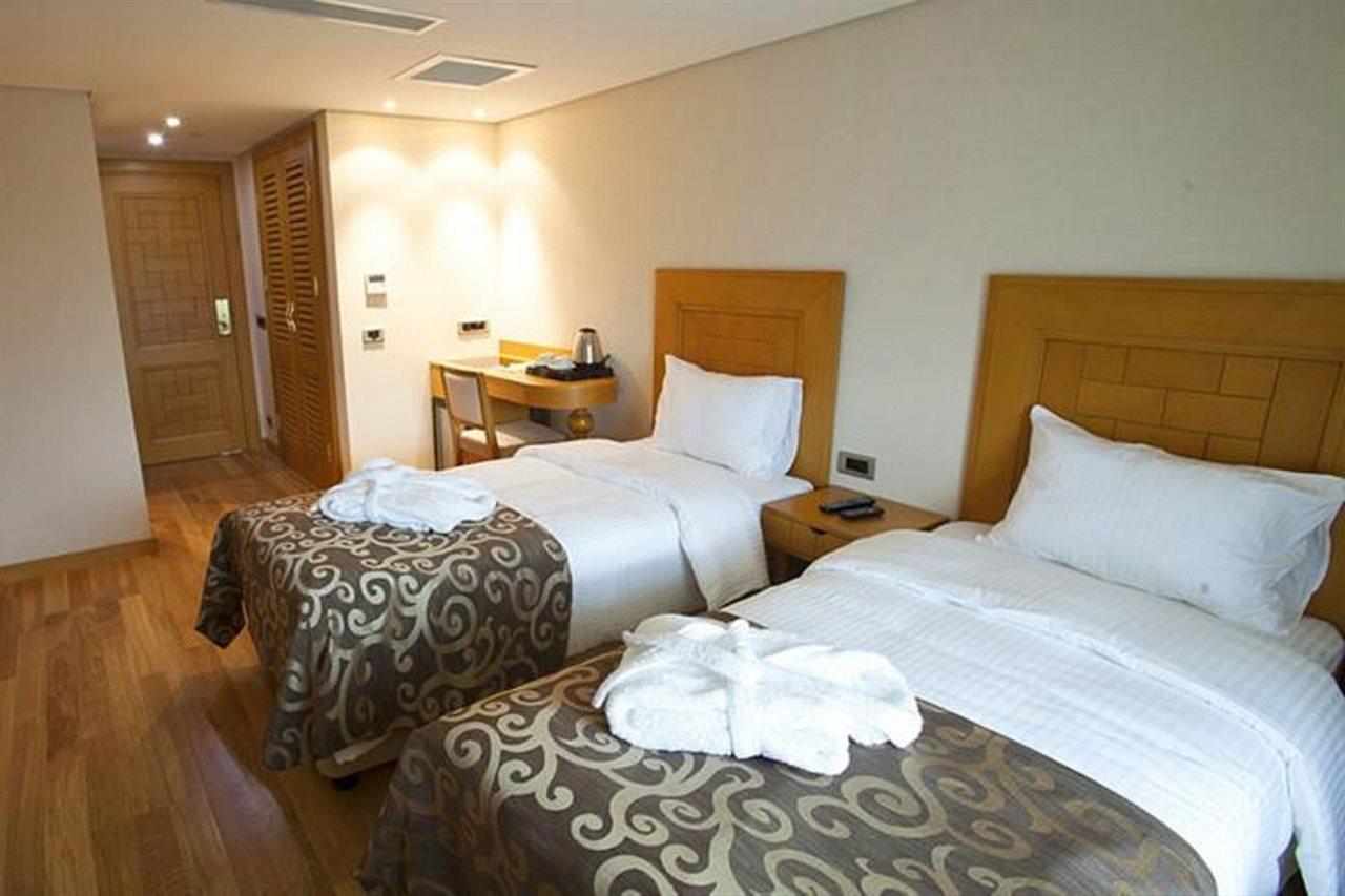 Queen Hotel & Spa Κωνσταντινούπολη Εξωτερικό φωτογραφία